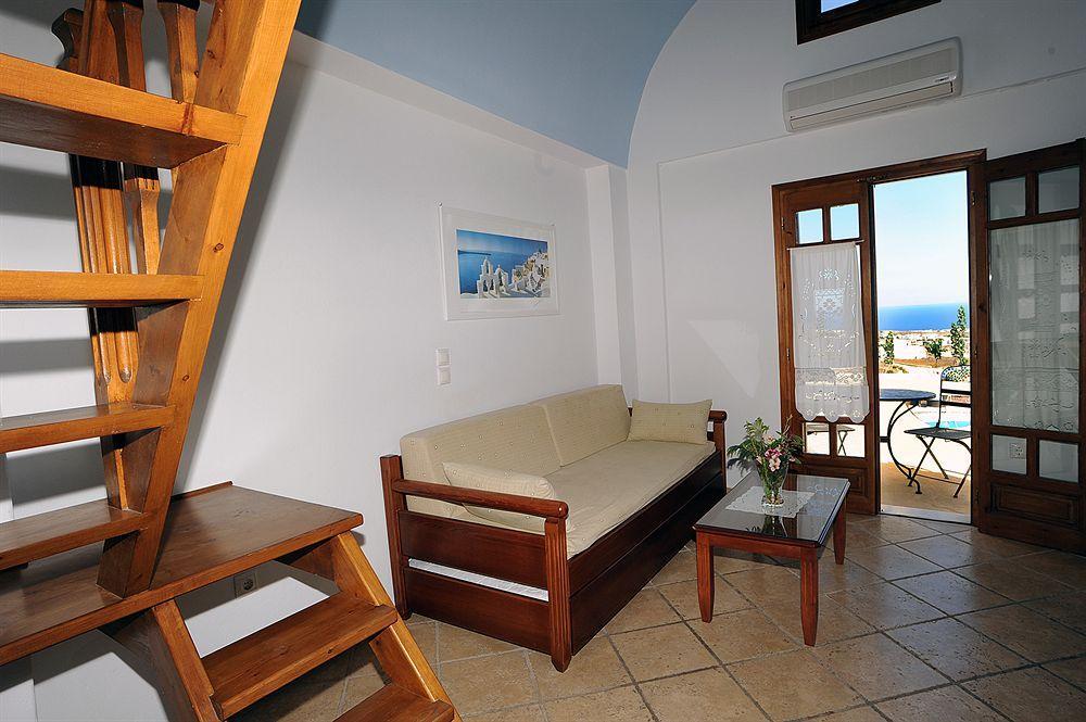 Santorini Mesotopos Firá Buitenkant foto